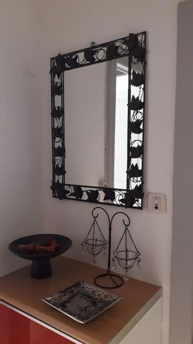 Bel Appartement Au Coeur De La Cite Medievale Sommières Екстериор снимка